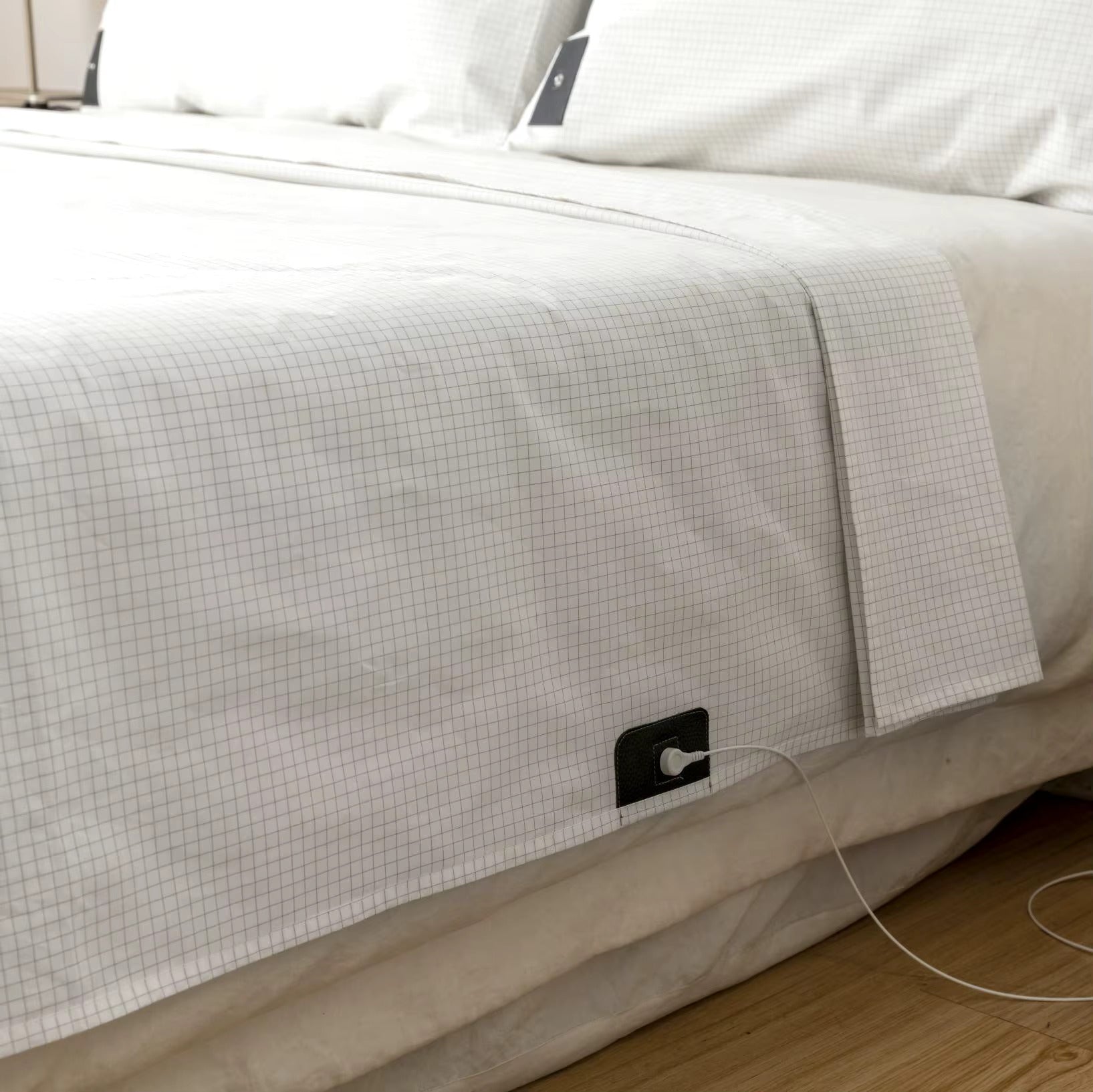 GroundingPro Bedsheet - Fits Any Bed